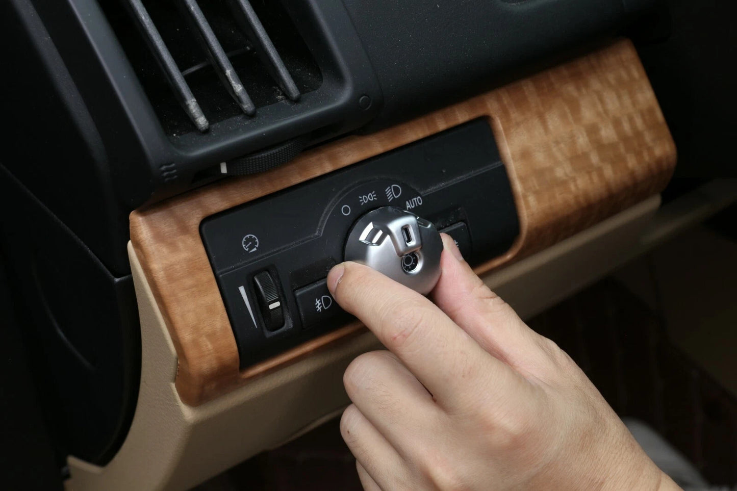 Passend für Land Rover Freelander 2 Lichtschalter Blende