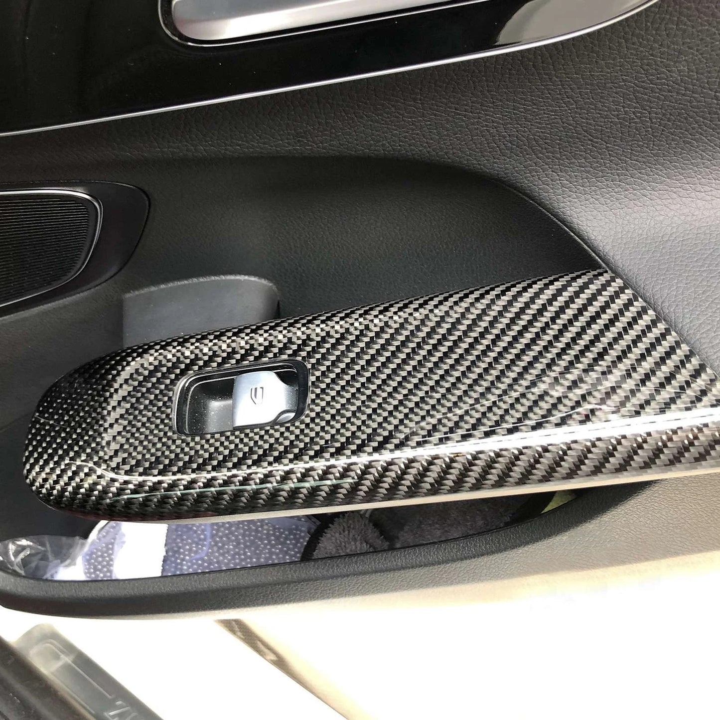 Passend für Benz C-Klasse 22-23 Fensterheber Blende