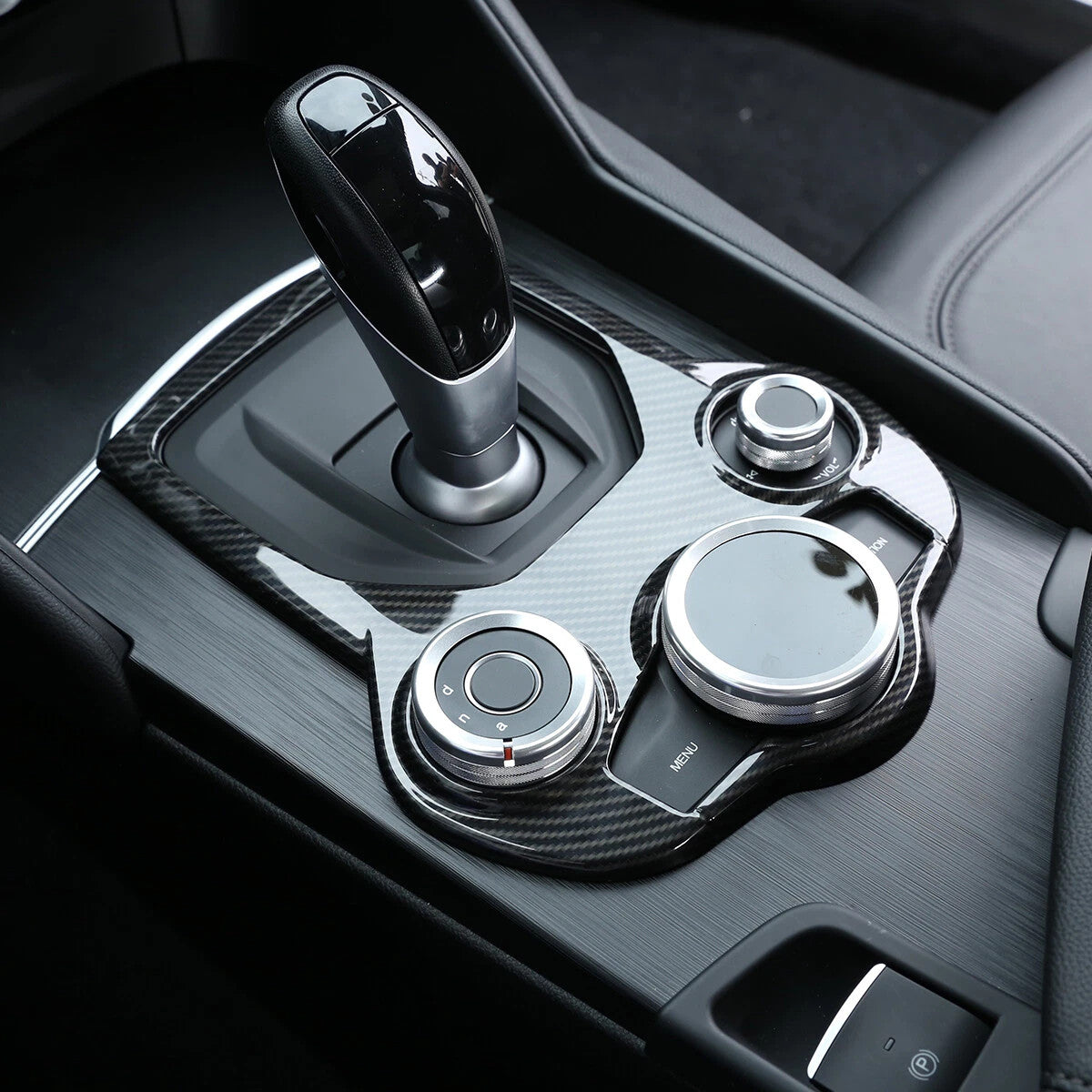 Passend für Alfa Romeo Giulia 952 2017-2019 Mittelkonsole Blende