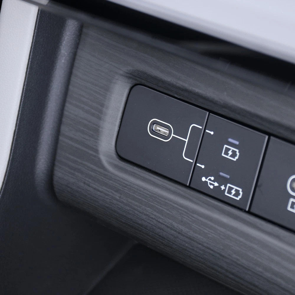 Passend für Hyundai Tucson Nx4 2025 USB/Ladeanschluss Blende