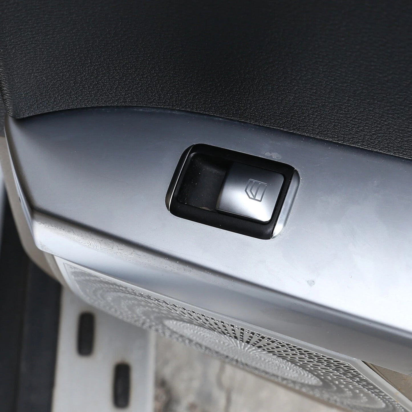 Passend für Mercedes W204/W212 Fensterheber Blende