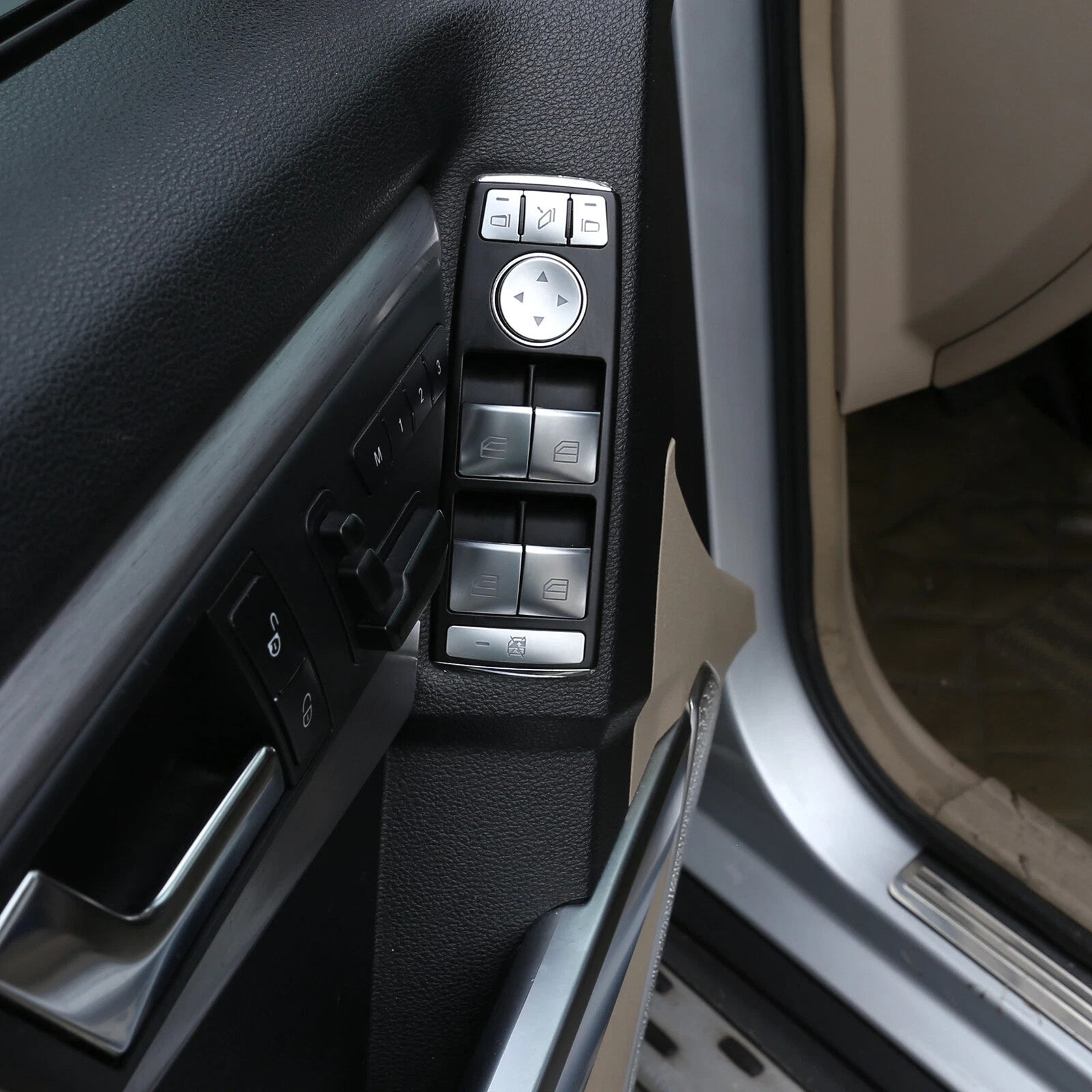 Passend für Mercedes W204/W212 Fensterheber Blende