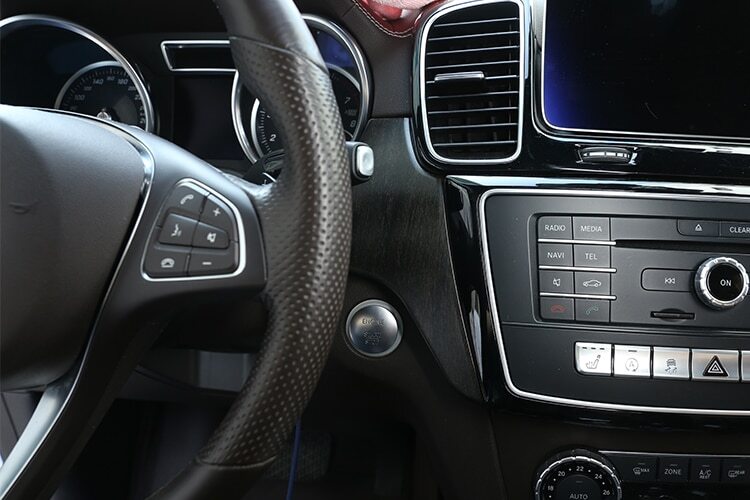 Passend für Mercedes GLE 350 450 GLS 400 2016-19 Mittelkonsole Blenden Holz