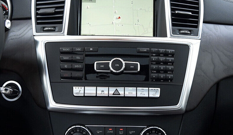 Passend für Mercedes GLE GLS ML GL Radio Blenden Abdeckung Rahmen Silber