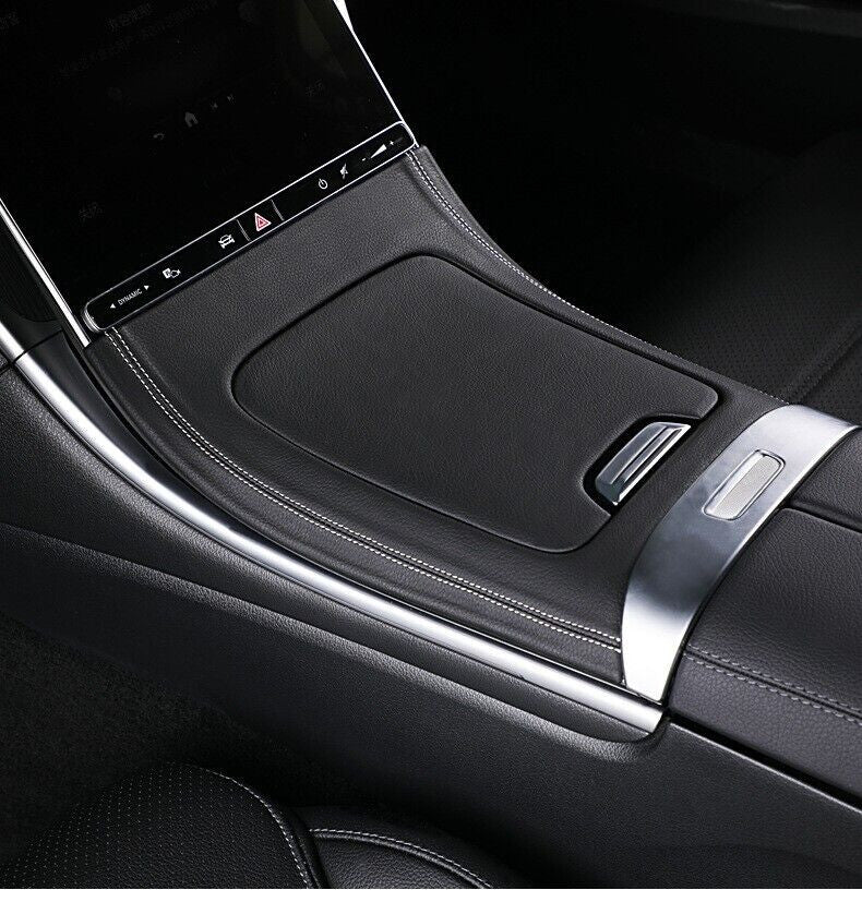 Passend für Mercedes W206 C Klasse Blende Kunstleder Mittelkonsole Schutz Rahmen