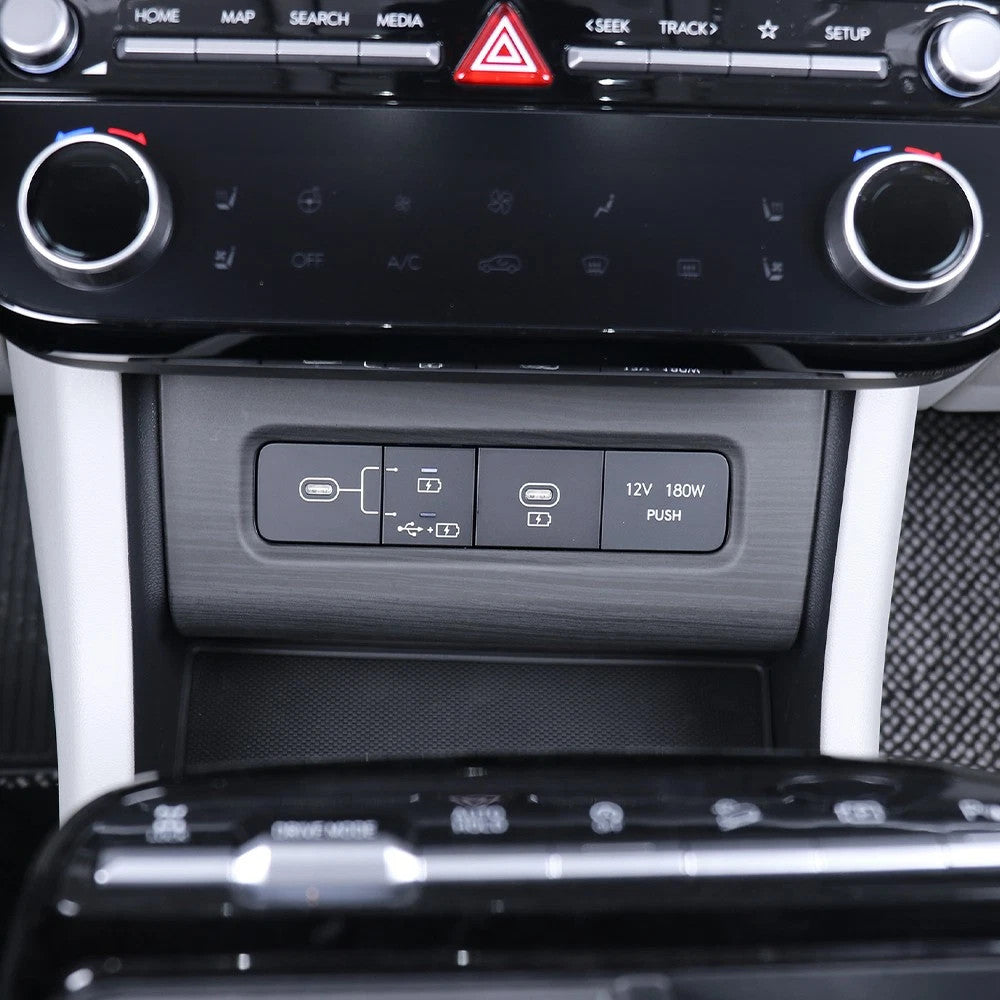 Passend für Hyundai Tucson Nx4 2025 USB/Ladeanschluss Blende