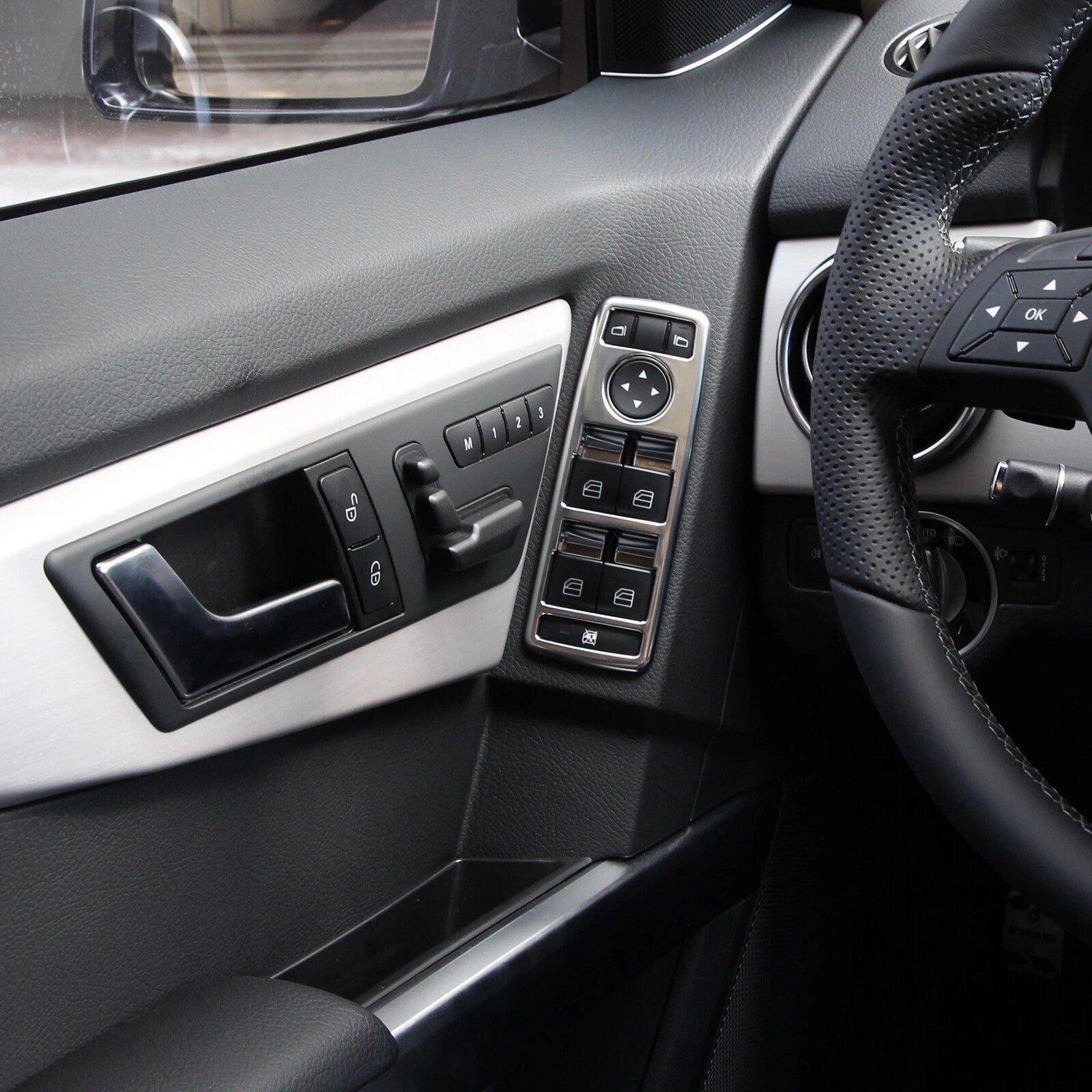 Passend für Mercedes W204/W212/W166 Fensterheber Blende