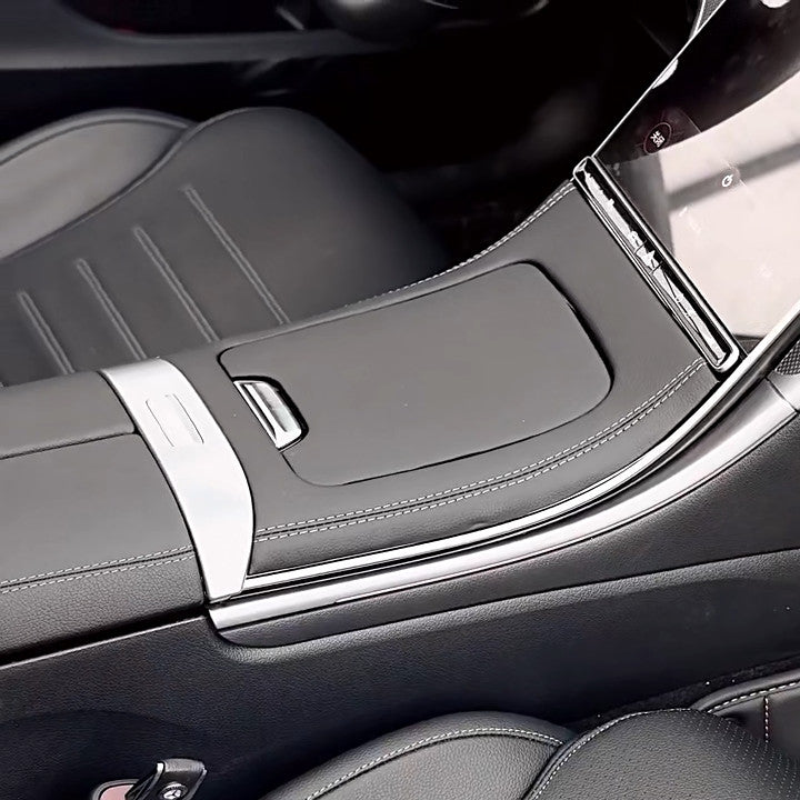 Passend für Mercedes W206 C Klasse Blende Kunstleder Mittelkonsole Schutz Rahmen