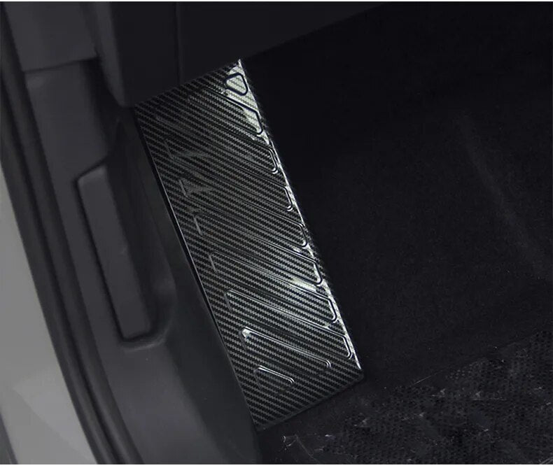 Passend für VW Golf 8 2021 Fußablage Blende Zierblende Abdeckung Carbon