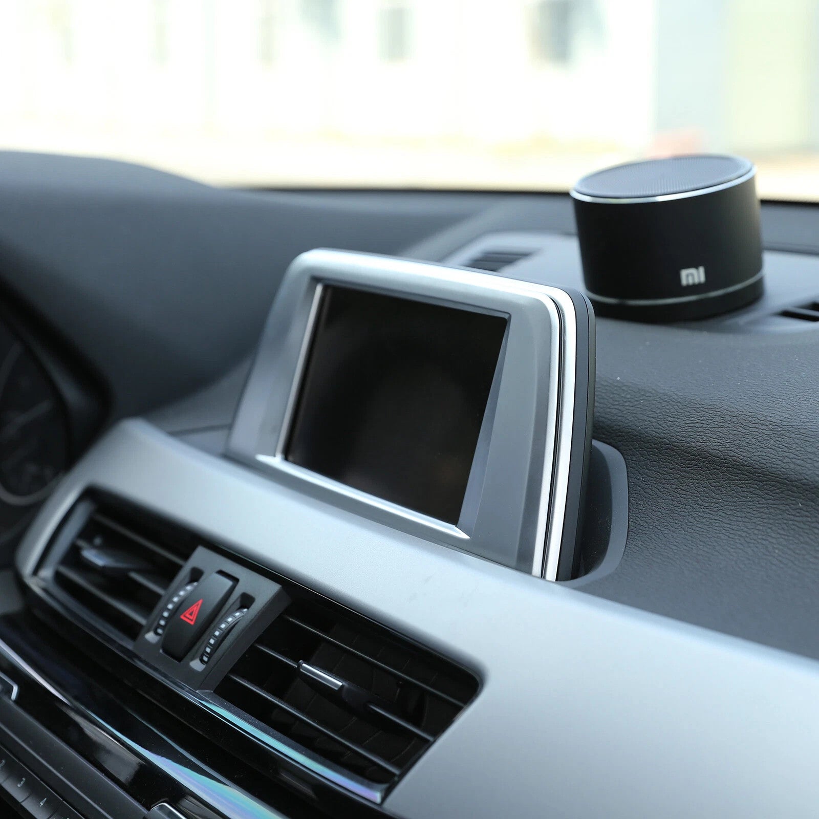 Passend für Bmw X1 F48 2016-2017 Navigation Blende