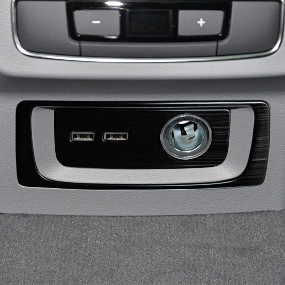 Passend für Audi Q5 2018-21 USB Blende Abdeckung Rahmen Schwarz