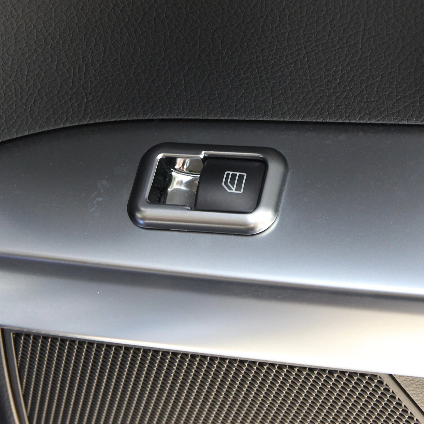 Passend für Mercedes W204/W212/W166 Fensterheber Blende
