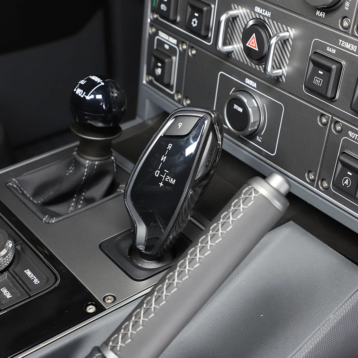 Passend für Ineos Grenadier 20-24 Mittelkonsole Blende