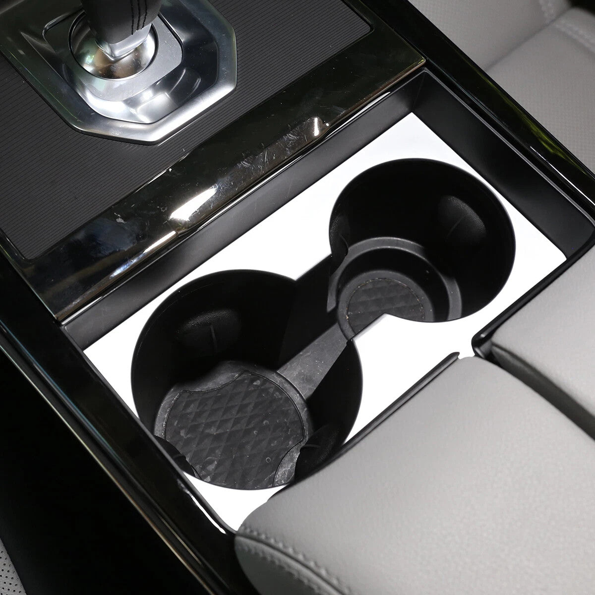 Passend für Range Rover Evoque 2020-2022 Becherhalter Blende