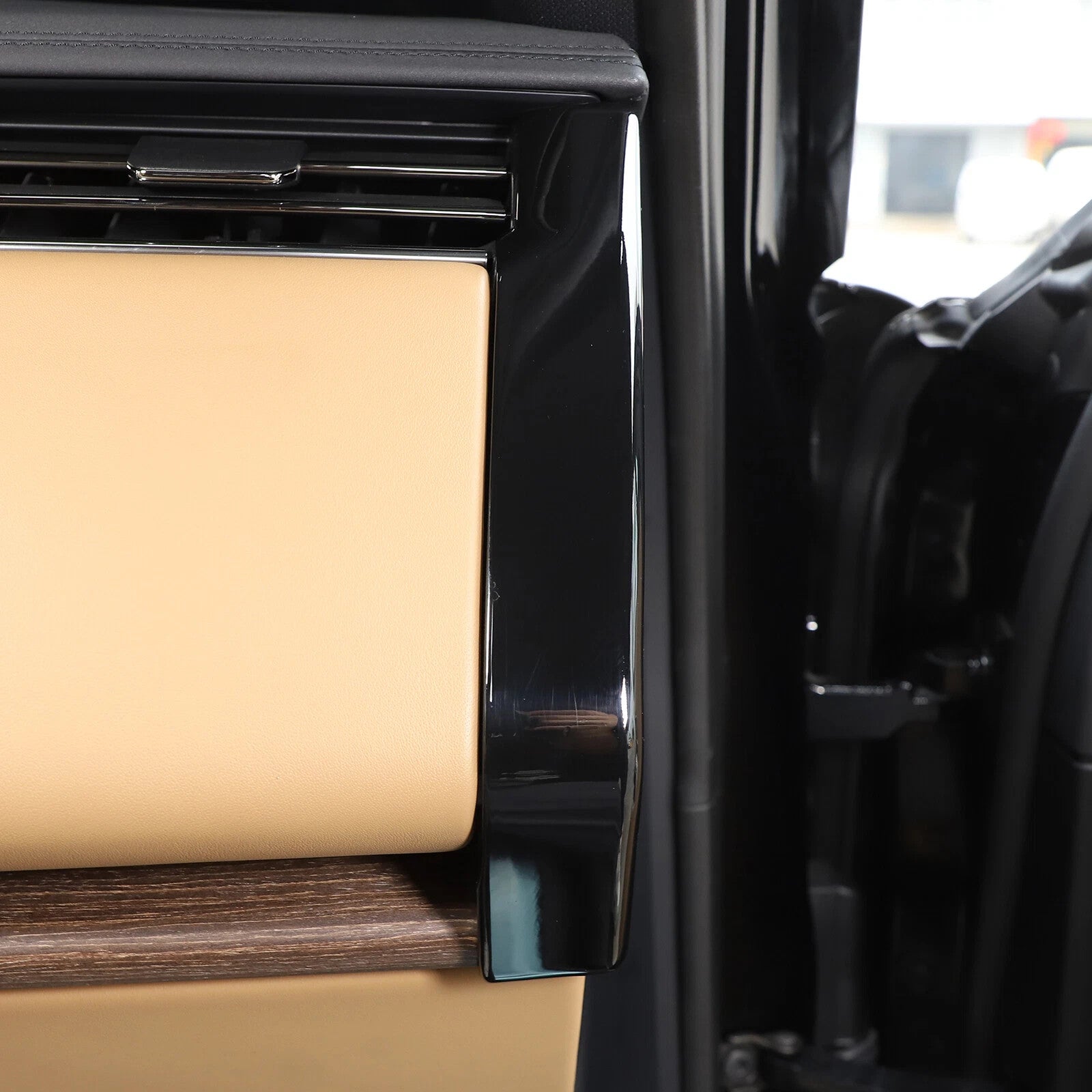 Passend für Range Rover L460 2022-2024 Armaturenbrett Blende